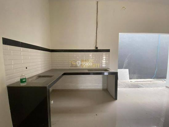 RUMAH MODERN TERBARU SIAP HUNI DI WIDODOMARTANI RUMAH MODERN TERBARU SIAP HUNI DI WIDODOMARTANI