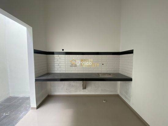 RUMAH MODERN TERBARU SIAP HUNI DI WIDODOMARTANI RUMAH MODERN TERBARU SIAP HUNI DI WIDODOMARTANI
