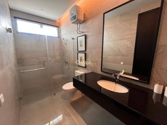 RUMAH MEWAH DESAIN ORIENTAL KONTEMPORER FULL FURNISH- KAWASAN ELIT RUMAH MEWAH DESAIN ORIENTAL KONTEMPORER FULL FURNISH- KAWASAN ELIT