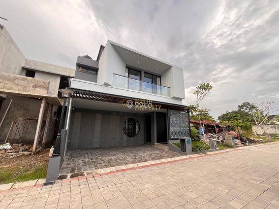 RUMAH MEWAH DESAIN ORIENTAL JAPANESE FULL FURNISH - KAWASAN ELIT RUMAH MEWAH DESAIN ORIENTAL JAPANESE FULL FURNISH - KAWASAN ELIT