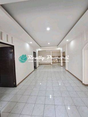 Di Sewakan / Di Jual Rumah Cocok untuk Kantor / Usaha di Dekat Tol Jatiwaringin Di Sewakan / Di Jual Rumah Cocok untuk Kantor / Usaha di Dekat Tol Jatiwaringin