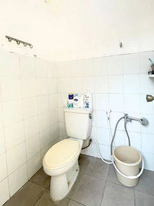 RUMAH LUAS & STRATEGIS DIPUSAT SURABAYA 🌟 Gubeng, Surabaya - LT 165m² Bangunan 250m² RUMAH LUAS & STRATEGIS DIPUSAT SURABAYA 🌟 Gubeng, Surabaya - LT 165m² Bangunan 250m²