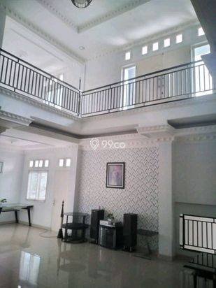 Rumah 3 lantai di perumahan karisma Ronomuut paal dua harga murah Rumah 3 lantai di perumahan karisma Ronomuut paal dua harga murah
