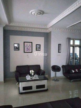 Rumah 3 lantai di perumahan karisma Ronomuut paal dua harga murah Rumah 3 lantai di perumahan karisma Ronomuut paal dua harga murah