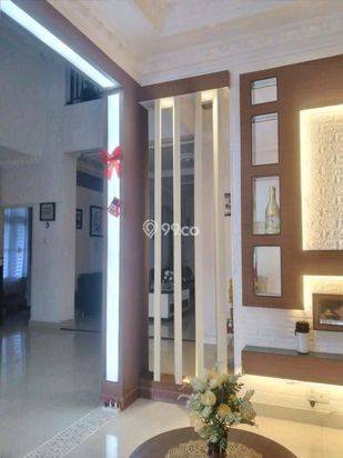 Rumah 3 lantai di perumahan karisma Ronomuut paal dua harga murah Rumah 3 lantai di perumahan karisma Ronomuut paal dua harga murah