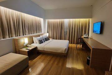 DIJUAL HOTEL BINTANG 4 DI JOGJA DEKAT TUGU DAN MALIOBORO DIJUAL HOTEL BINTANG 4 DI JOGJA DEKAT TUGU DAN MALIOBORO