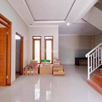 RUMAH MEWAH DESAIN KONTEMPORER 7 MENIT KE ADISUCIPTO RUMAH MEWAH DESAIN KONTEMPORER 7 MENIT KE ADISUCIPTO