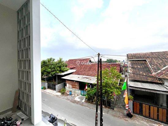 RUMAH MEWAH DESAIN FUTURISTIK 9 MENIT KE TERMINAL CONDONG CATUR RUMAH MEWAH DESAIN FUTURISTIK 9 MENIT KE TERMINAL CONDONG CATUR