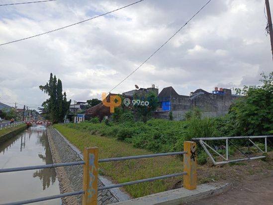 TANAH LUAS STRATEGIS DI SETURAN COCOK UNTUK INVESTASI DAN BISNIS TANAH LUAS STRATEGIS DI SETURAN COCOK UNTUK INVESTASI DAN BISNIS