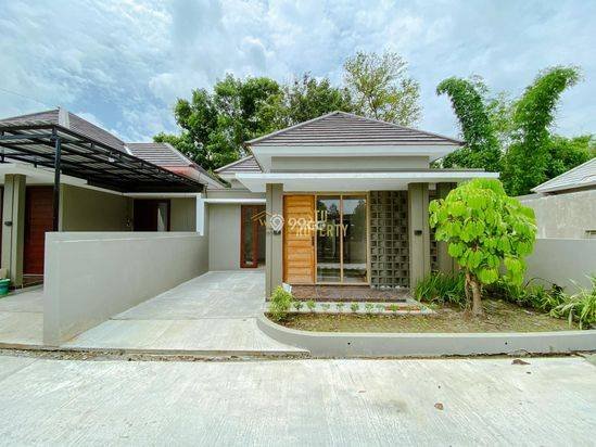 RUMAH MURAH, 8 MENIT KE SEKOLAH BUDI MULIA TAJEM MAGUWO RUMAH MURAH, 8 MENIT KE SEKOLAH BUDI MULIA TAJEM MAGUWO