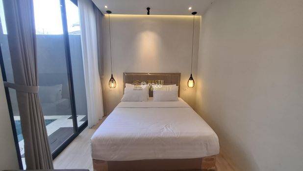 RUMAH FULL FURNISHED DENGAN PRIVATE POOL DEKAT AMBARUKMO RUMAH FULL FURNISHED DENGAN PRIVATE POOL DEKAT AMBARUKMO