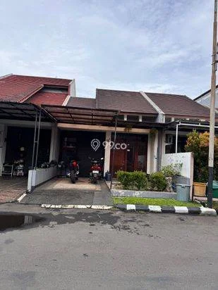 Rumah siap huni cherry field cluster Celeste bagian depan Rumah siap huni cherry field cluster Celeste bagian depan