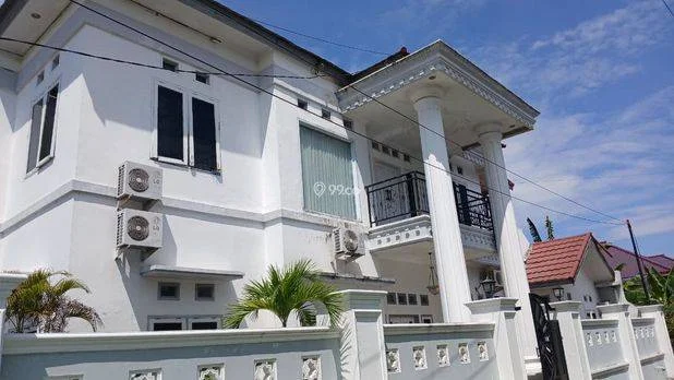 Rumah Mewah + 5 Kamar Kost + 1 Ruang Usaha di Pusat Kota Gorontalo — Dijual Cepat Rumah Mewah + 5 Kamar Kost + 1 Ruang Usaha di Pusat Kota Gorontalo — Dijual Cepat
