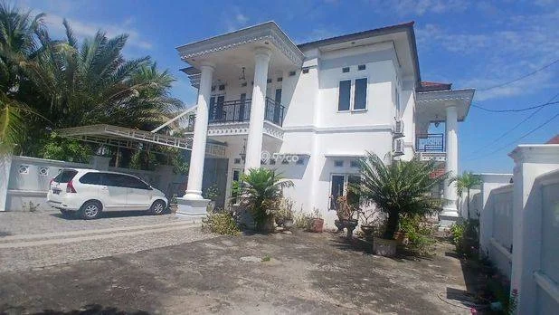 Rumah Mewah + 5 Kamar Kost + 1 Ruang Usaha di Pusat Kota Gorontalo — Dijual Cepat Rumah Mewah + 5 Kamar Kost + 1 Ruang Usaha di Pusat Kota Gorontalo — Dijual Cepat