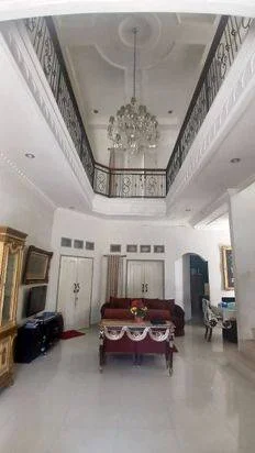 Rumah Mewah + 5 Kamar Kost + 1 Ruang Usaha di Pusat Kota Gorontalo — Dijual Cepat Rumah Mewah + 5 Kamar Kost + 1 Ruang Usaha di Pusat Kota Gorontalo — Dijual Cepat
