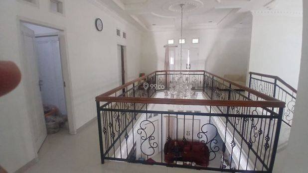 Rumah Mewah + 5 Kamar Kost + 1 Ruang Usaha di Pusat Kota Gorontalo — Dijual Cepat Rumah Mewah + 5 Kamar Kost + 1 Ruang Usaha di Pusat Kota Gorontalo — Dijual Cepat