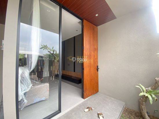 RUMAH 2 LANTAI, FULL FURNISHED, 7 MENIT DARI TUGU JOGJA RUMAH 2 LANTAI, FULL FURNISHED, 7 MENIT DARI TUGU JOGJA