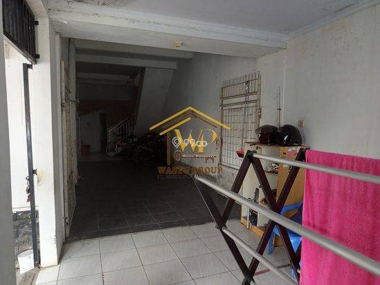 RUMAH DAN KOST DALAM KAWASAN PELAJAR DI DEPOK SLEMAN RUMAH DAN KOST DALAM KAWASAN PELAJAR DI DEPOK SLEMAN