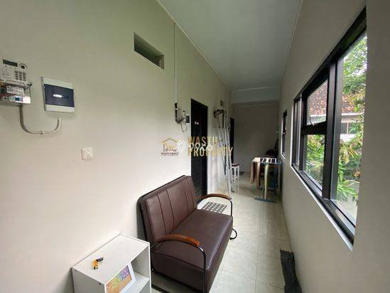 KOST 2 LANTAI, TANAH LUAS, FULLY FURNISH DEKAT KAMPUS UII KOST 2 LANTAI, TANAH LUAS, FULLY FURNISH DEKAT KAMPUS UII
