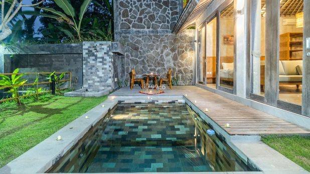 For sale: 5 Villas with private Swimming Pool and cafe in spacious land For sale: 5 Villas with private Swimming Pool and cafe in spacious land