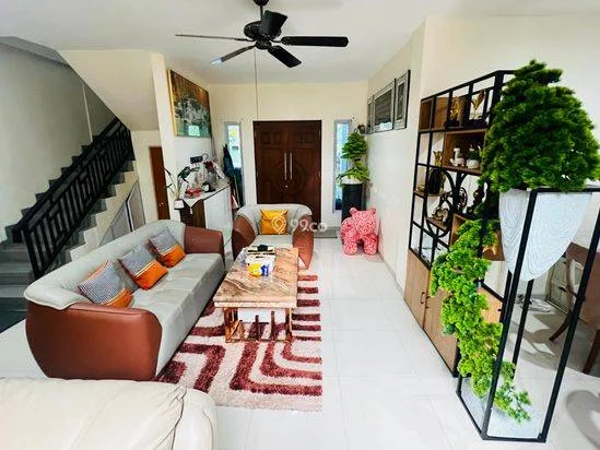 Dijual Rumah nyaman 2 Lantai, inhome gym dan view bagus Dijual Rumah nyaman 2 Lantai, inhome gym dan view bagus