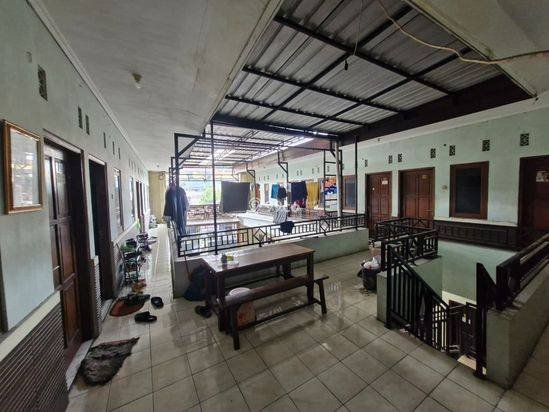 DIJUAL!!! Kost Strategis Solo 25 Kamar | Dekat RS Dr. Oen & UNS | Usaha Langsung Jalan DIJUAL!!! Kost Strategis Solo 25 Kamar | Dekat RS Dr. Oen & UNS | Usaha Langsung Jalan
