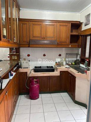Disewakan Rumah Duren Sawit 3kt Rumah Pondok Bambu Full furnished rapi terawat Luas 90m2, carport 1 mobil siap Huni bagus jarang ada Disewakan Rumah Duren Sawit 3kt Rumah Pondok Bambu Full furnished rapi terawat Luas 90m2, carport 1 mobil siap Huni bagus jarang ada