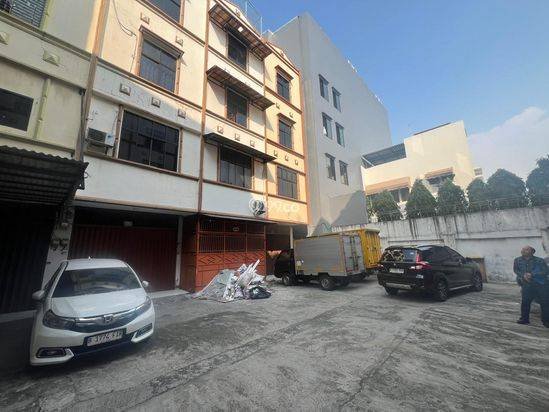 Dijual Ruko Tambora 3 Lantai Termurah Cash Only, Ruko Murah Jakarta Barat cocok gudang dan kantor, SHM Jaminan Investasi Dijual Ruko Tambora 3 Lantai Termurah Cash Only, Ruko Murah Jakarta Barat cocok gudang dan kantor, SHM Jaminan Investasi