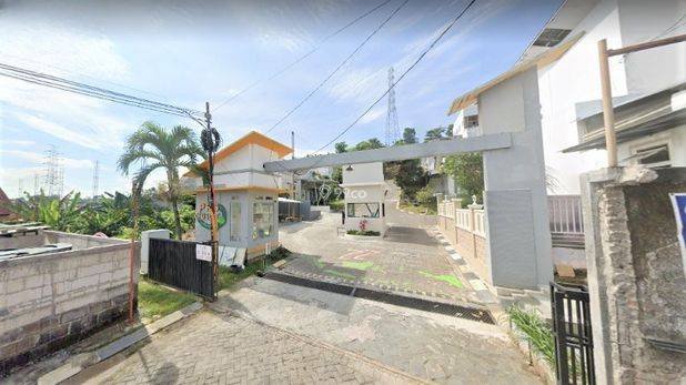 Rumah Nyaman Huni di Cluster Perumahan Pudak Payung Rumah Nyaman Huni di Cluster Perumahan Pudak Payung