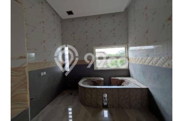 Rumah 2Lt, Hadap Timur, Siap Huni, Pool, Lingk. Nyaman dlm Komplek Taman Jimbaran
