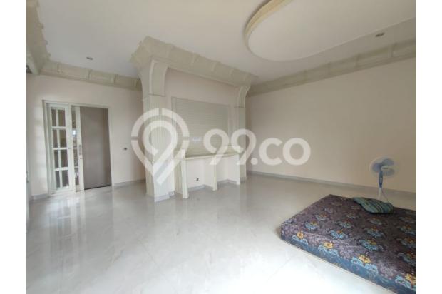 Rumah 2Lt, Hadap Timur, Siap Huni, Pool, Lingk. Nyaman dlm Komplek Taman Jimbaran