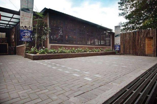 Jual Cepat Ruang Usaha, Cocok Untuk Cafe,restaurant Jl Cisangkuy