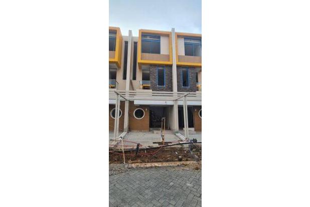 RUMAH 3 LANTAI, 4.5x10, BAGUS, HADAP TIMUR LAUT, DI PIK 2 TAHAP 2 PANTAI INDAH KAPUK 