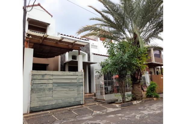 Dijual Rumah 2 Lantai di Jaka Permai