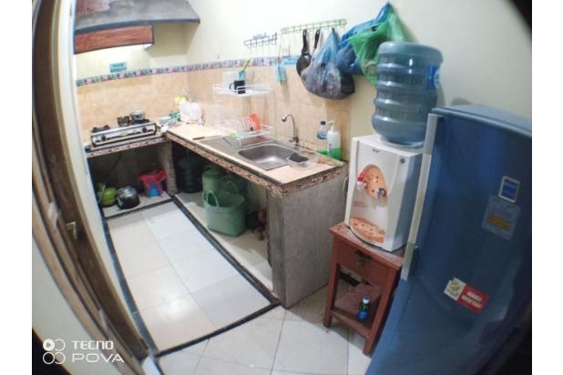 kost putra adhiwangsa 200m ke uii