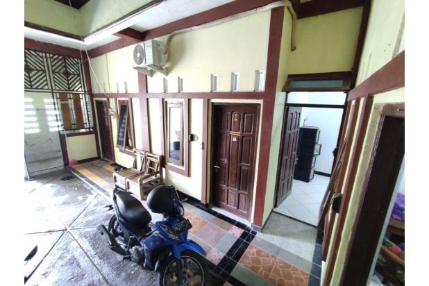 kost putra adhiwangsa 200m ke uii