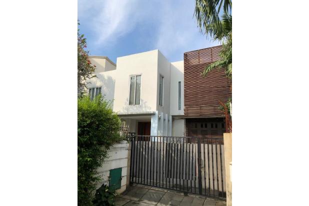 Dijual Rumah di Jl. Tulodong Bawah, Kebayoran Baru, JakSel