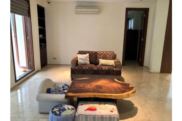 Dijual Rumah di Jl. Tulodong Bawah, Kebayoran Baru, JakSel