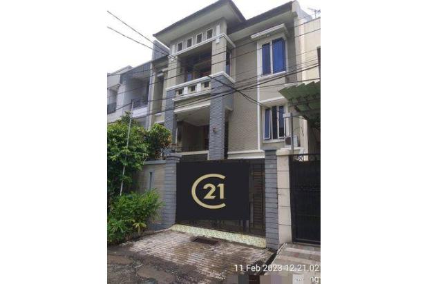 Dijual Rumah Bagus di Furnished di Summarecon Kelapa Gading 