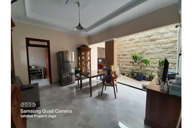 Rumah Mewah Jakal km 10, 15 menit ke UGM