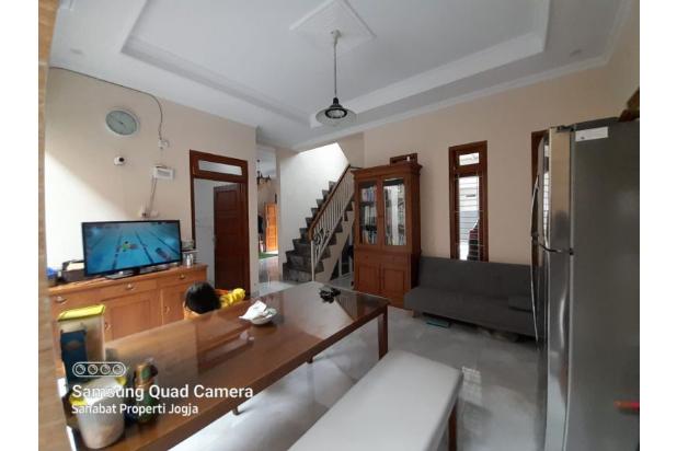 Rumah Mewah Jakal km 10, 15 menit ke UGM