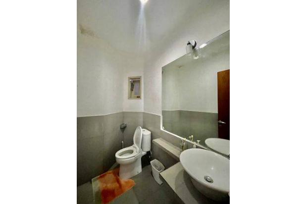 Rumah Asri Dan Rindang Dalam Komplek Cilandak Jakarta Selatan
