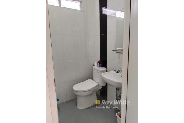 Langka! Rumah tinggal 2 lantai Semifurnished  siap pakai di Komp Gegerkalong, Setiabudi !