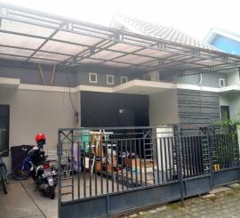 Rumah bagus dijual cepat murah di karanglo Malang