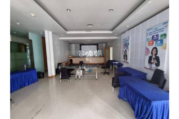 Rumah + Gudang Lokasi Strategis Mainroad di Dago
