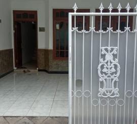 Rumah sewa bagus strategis dan murah di Pusat Kota Batu