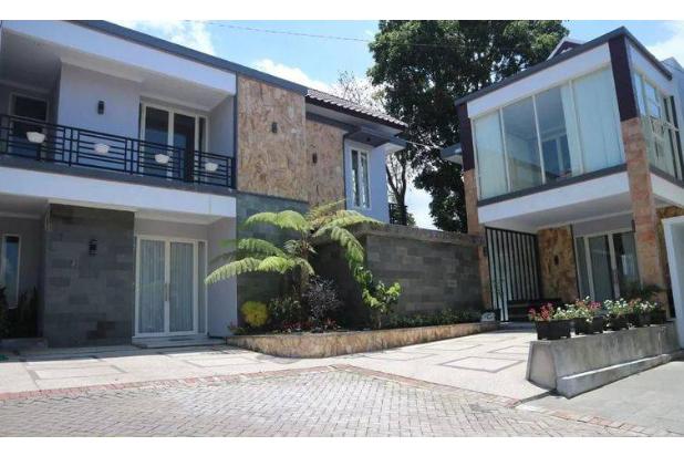 Villa Cantik Pribadi Ada Kolam Renang Cuaca Sejuk Area Kota Batu
