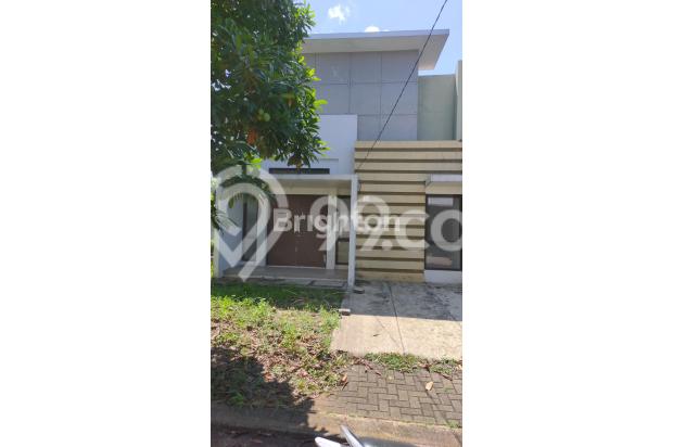 RUMAH LEBAR 8 DIBAWAH 1MDI PERUMAHAN STRATEGIS BEBAS BANJIR DEKAT STASIUN KERETA