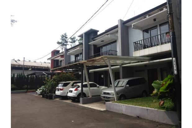 Rumah 2 lantai di Jalan holis raya