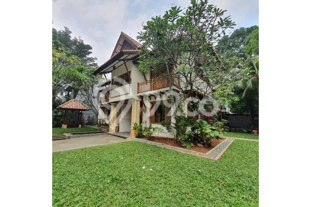 Cozy and Comfort House in Brawijaya